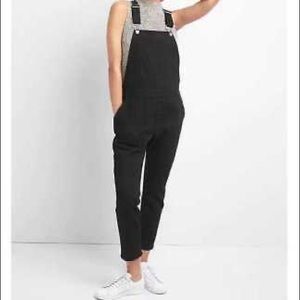 Gap cropped black overalls XS